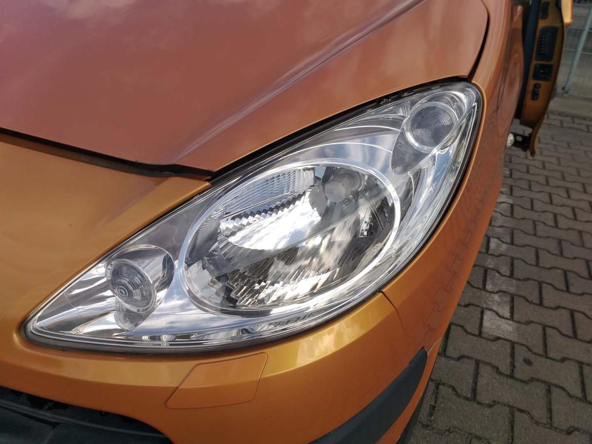 Peugeot 1007 original Scheinwerfer vorn links Halogen Bj.2005